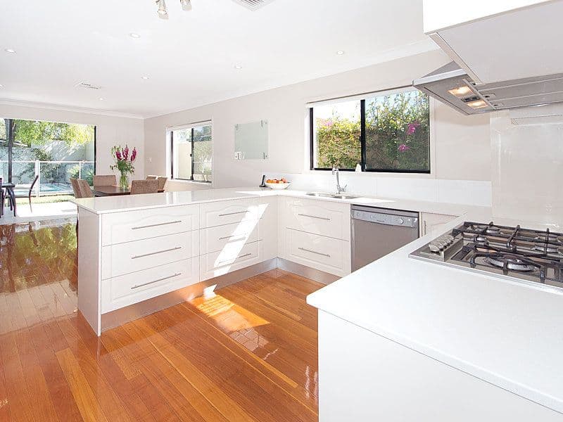 3 Elizabeth Street, SHERWOOD QLD 4075, Sherwood - Thumbnail 4