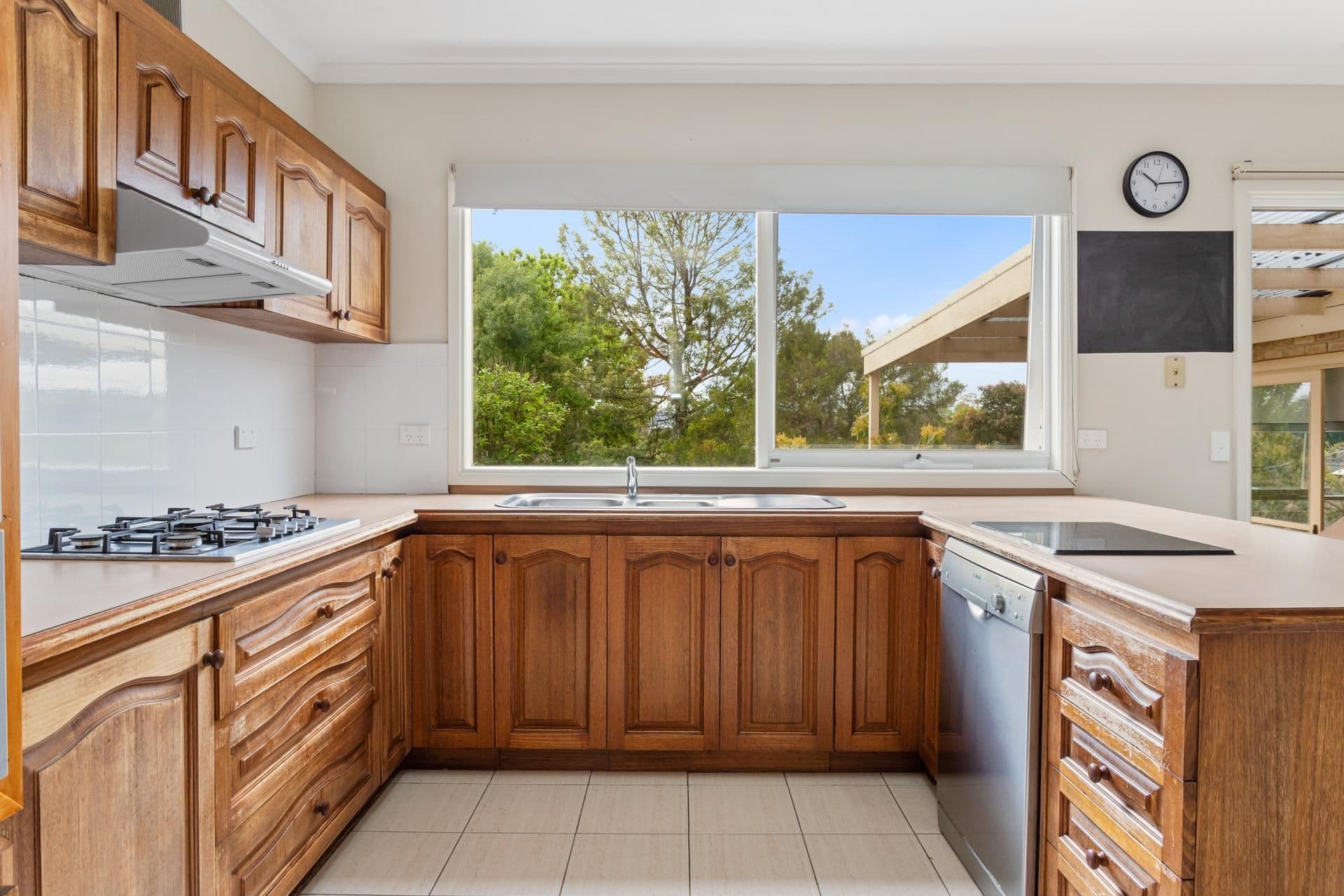 56 Parkvalley Drive, Chirnside Park VIC 3116, Chirnside Park - Thumbnail 4