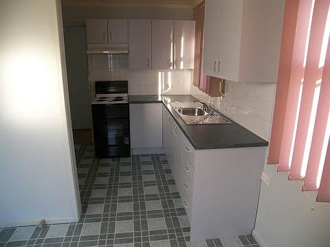 231  Northcliffe Drive, BERKELEY NSW 2506, Berkeley - Thumbnail 2