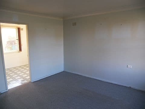 231  Northcliffe Drive, BERKELEY NSW 2506, Berkeley - Thumbnail 3