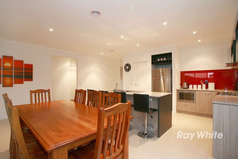 37 Hackney Circuit (runs off Heather Grove), CLYDE NORTH VIC 3978, Clyde North - Thumbnail 8