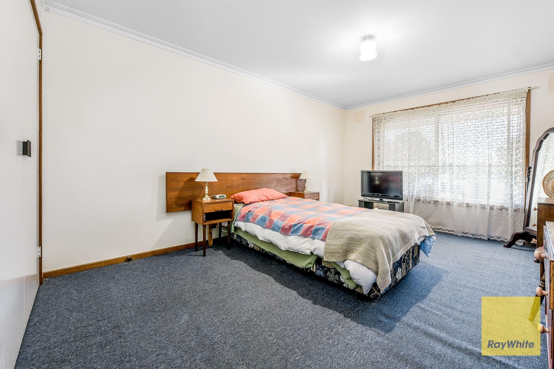 14 Codrington Street, Cranbourne VIC 3977, Cranbourne - Thumbnail 4
