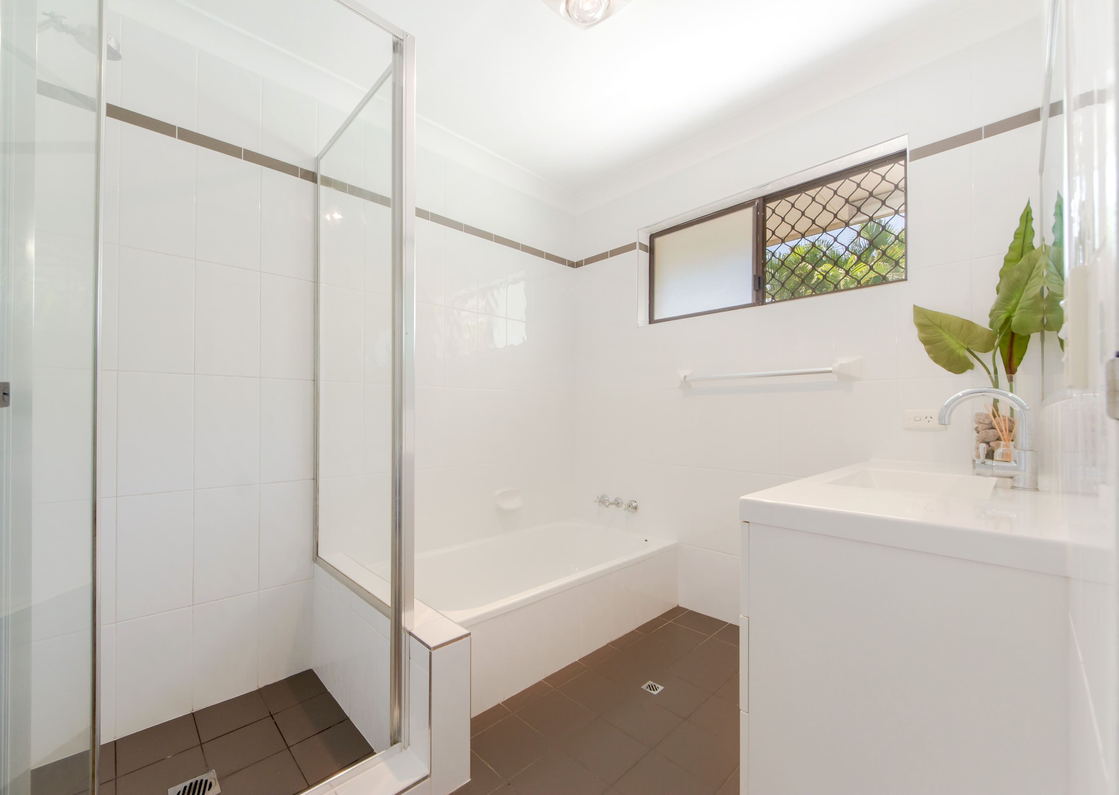 13 Winani Drive, Ashmore QLD 4214, Ashmore - Thumbnail 7