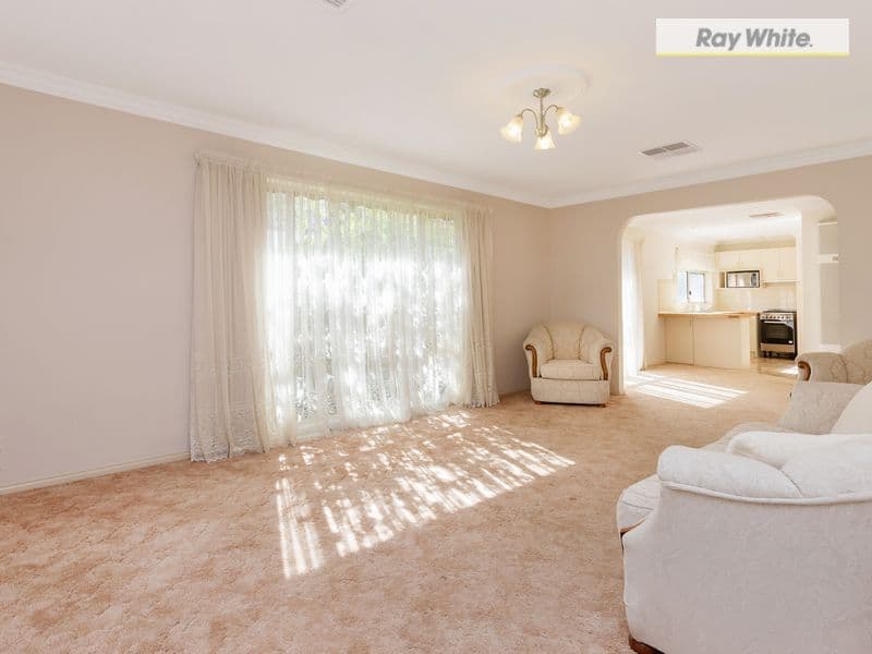 137 Fifth Avenue, ROSEBUD VIC 3939, Rosebud - Thumbnail 3