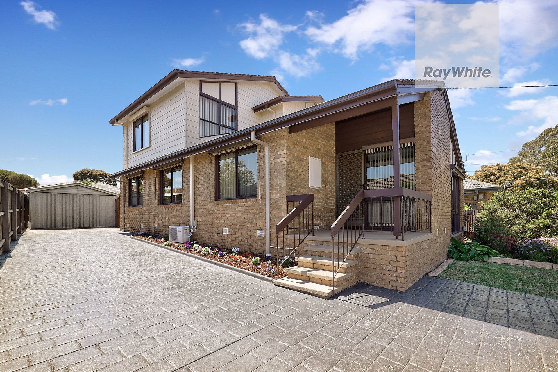 10 Churchill Avenue, Tullamarine VIC 3043, Tullamarine - Thumbnail 2