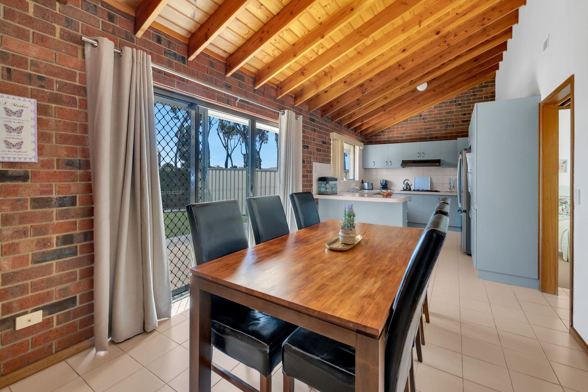 4 Bolton Road, Wyndham Vale VIC 3024, Wyndham Vale - Thumbnail 3