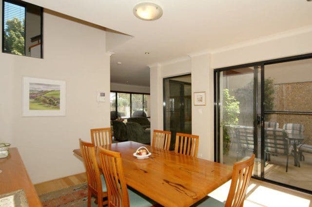 68 Coral Tree Avenue, SUBIACO WA 6008, Subiaco - Thumbnail 8
