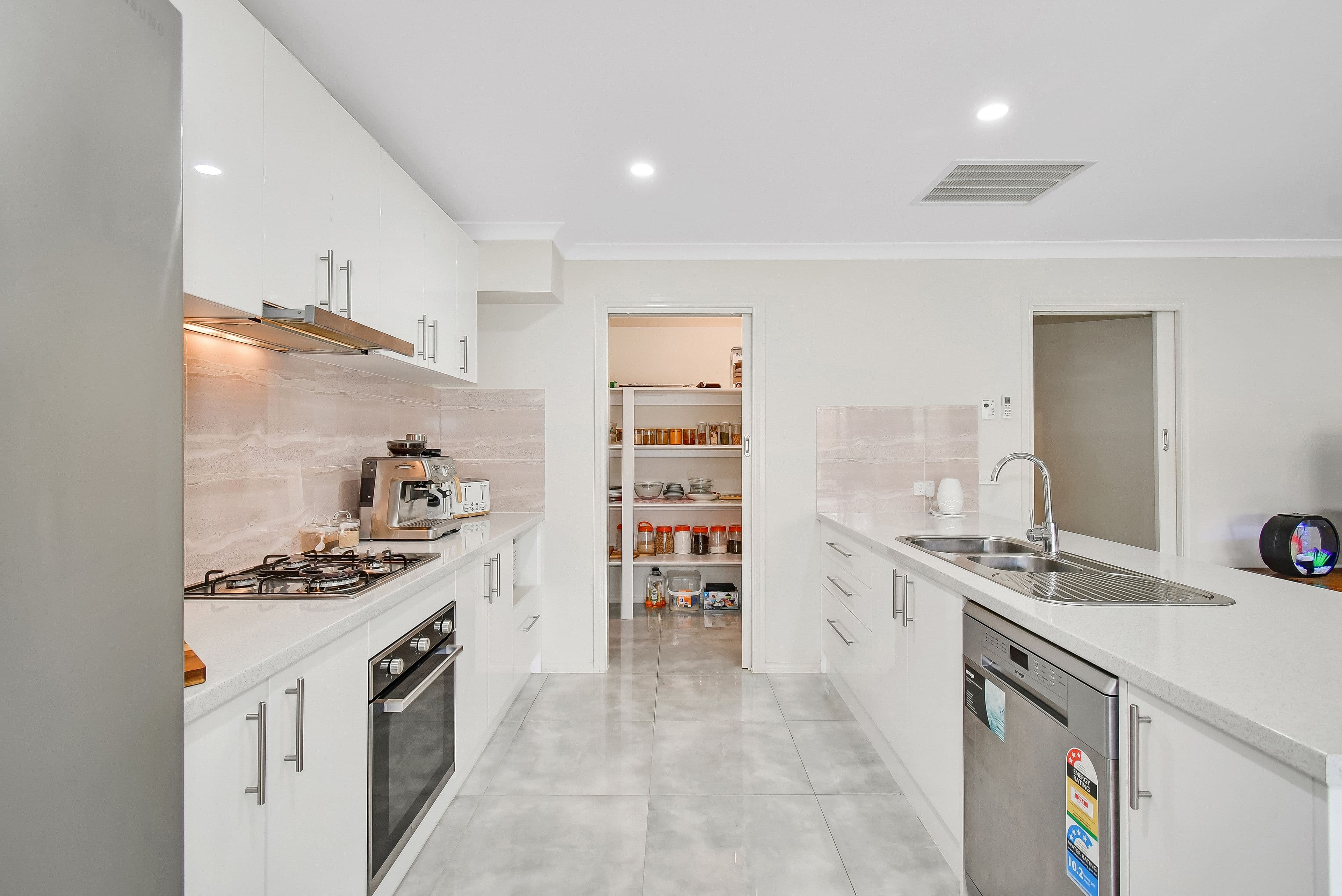 105 Havana Parade, Pakenham VIC 3810, Pakenham - Thumbnail 3