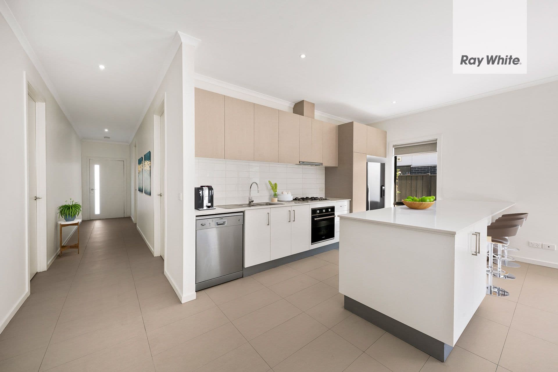 17 Delbridge Drive, Mernda VIC 3754, Mernda - Thumbnail 3