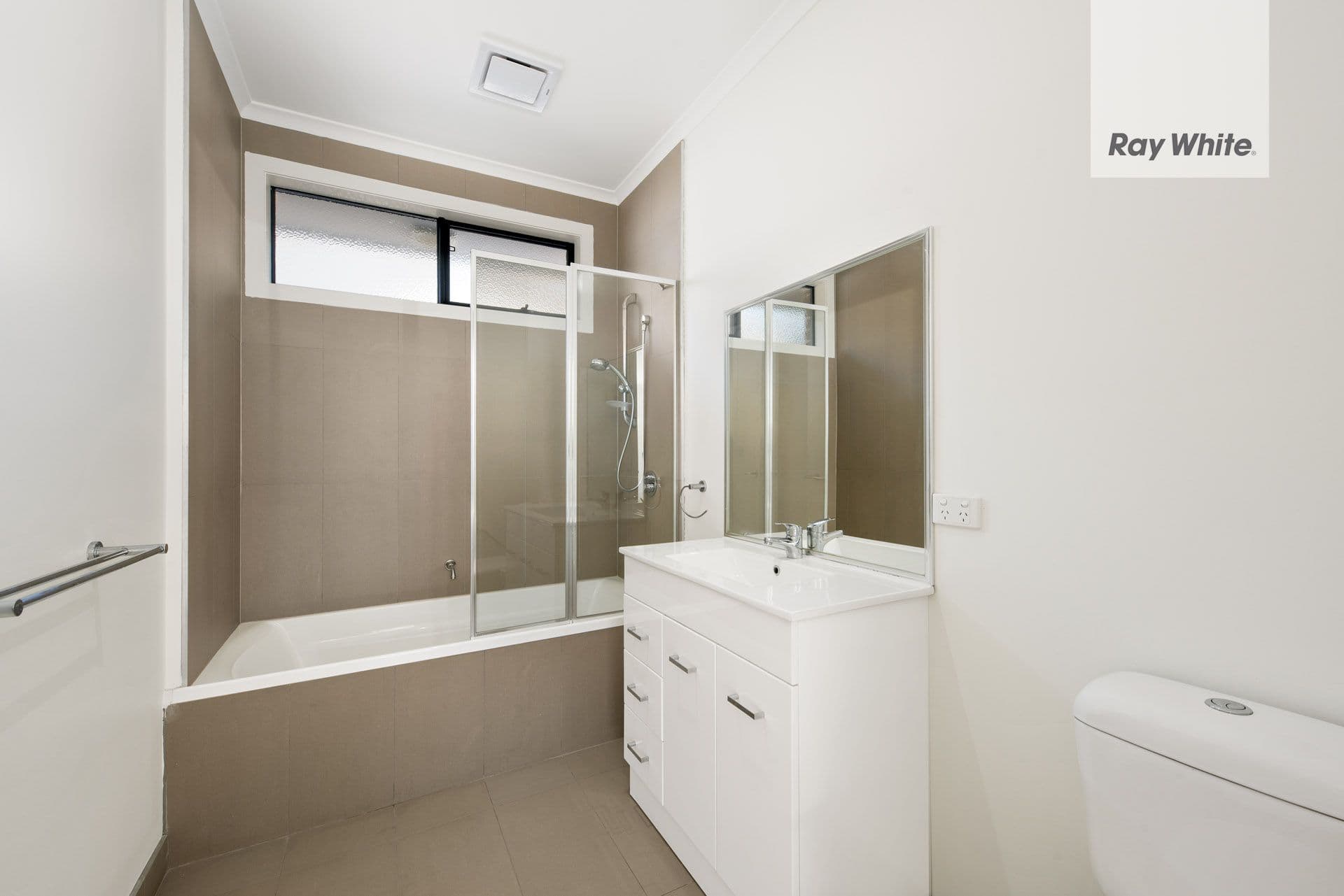 17 Delbridge Drive, Mernda VIC 3754, Mernda - Thumbnail 5