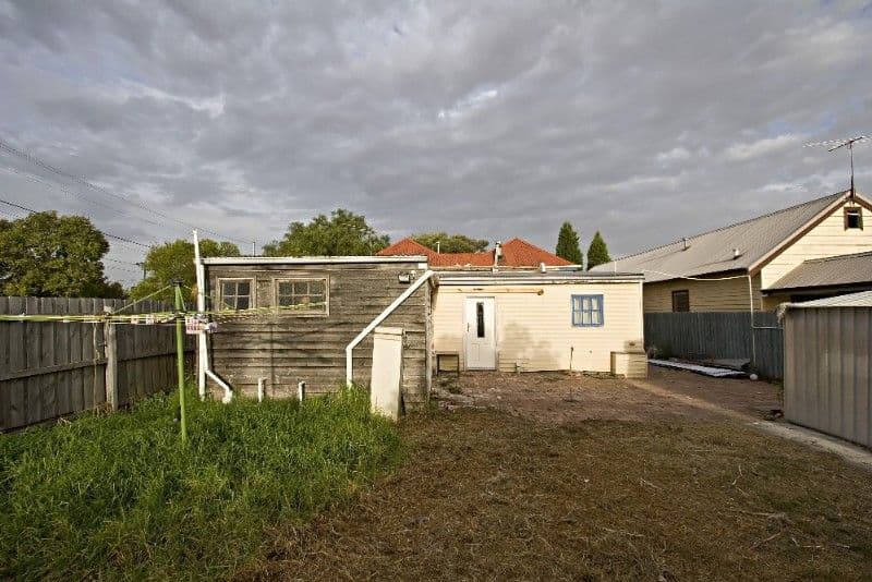 23 DeCarle Street, COBURG VIC 3058, Coburg - Thumbnail 4