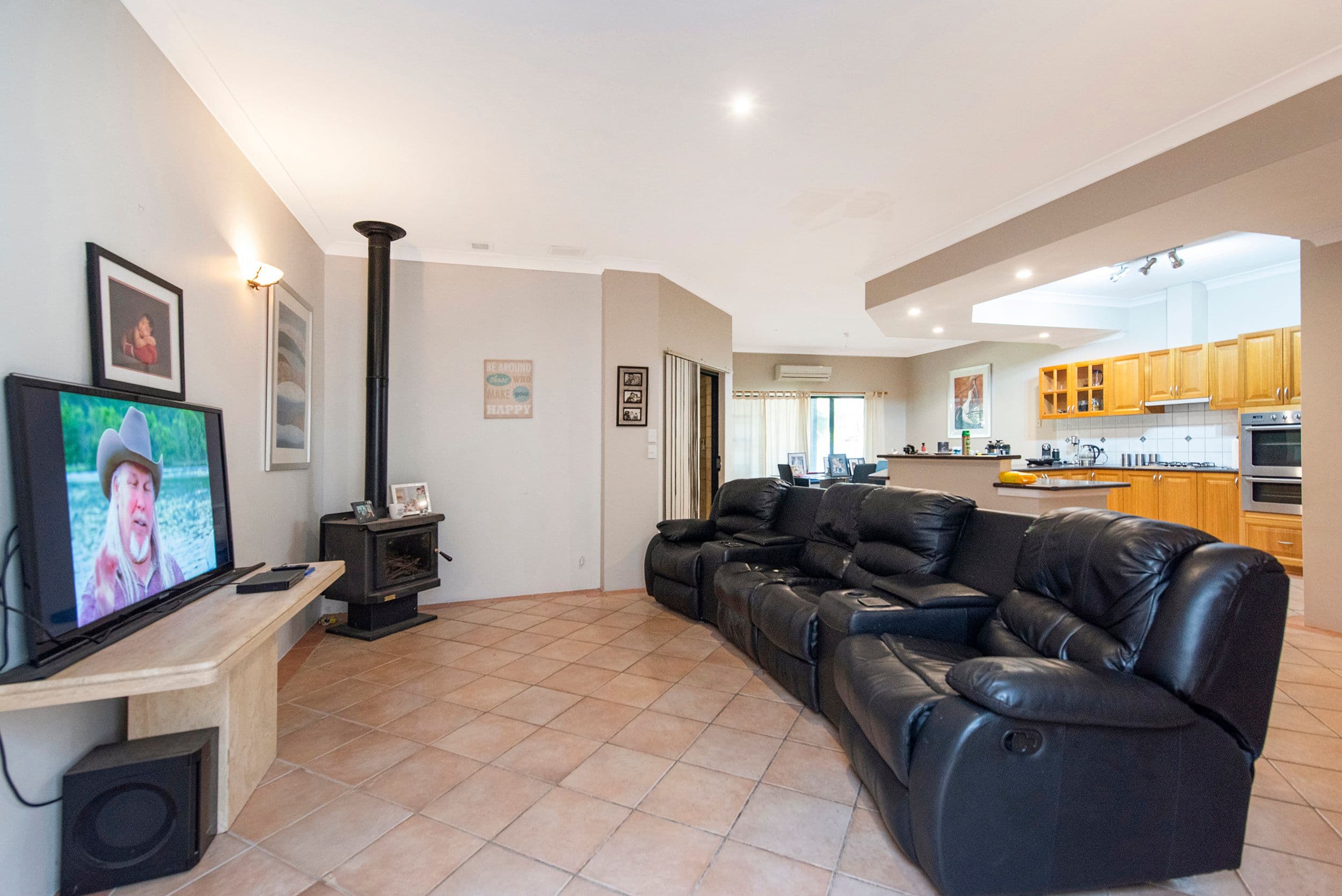 182 Blue Plains Road, Chittering WA 6084, Chittering - Thumbnail 3