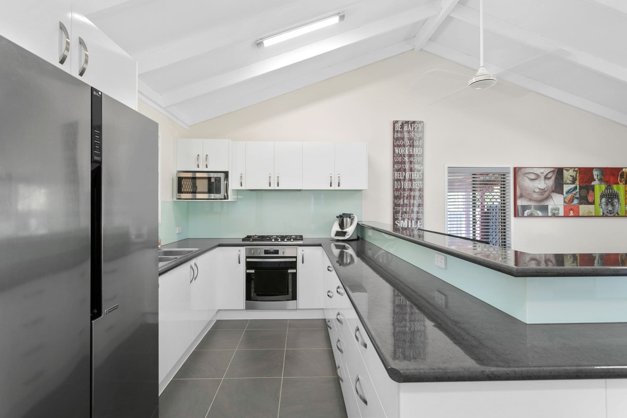 5 Wagtail Drive, Deception Bay QLD 4508, Deception Bay - Thumbnail 2