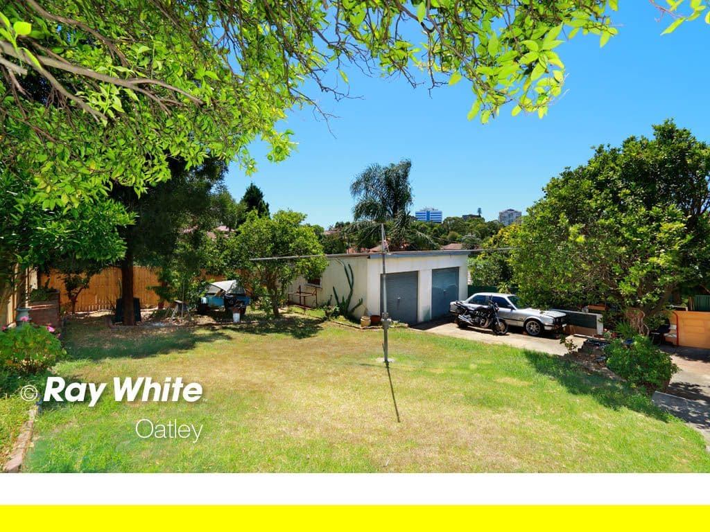 9 Braeside Avenue, PENSHURST NSW 2222, Penshurst - Thumbnail 6