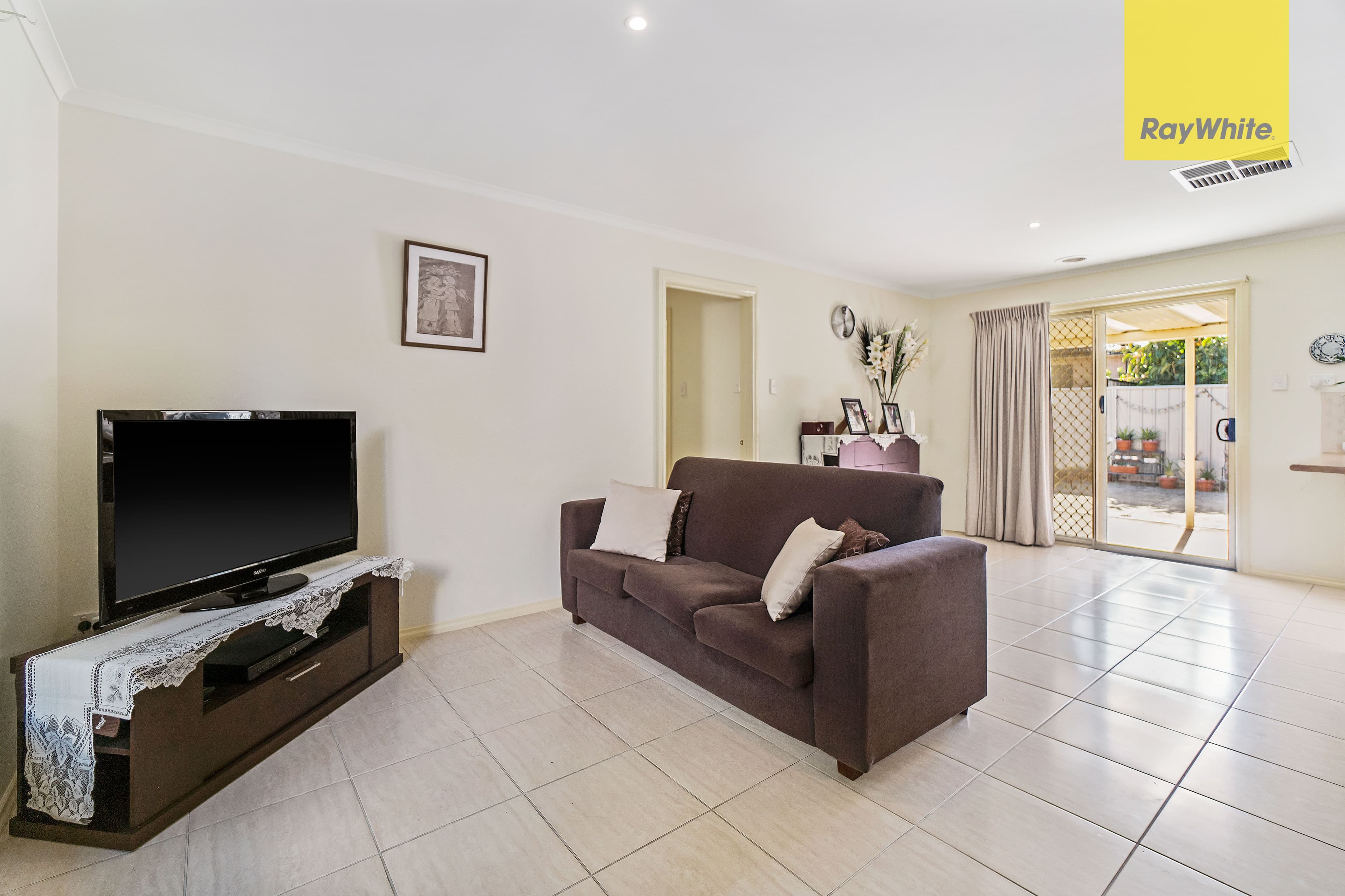 51 Glenelg Boulevard, Taylors Hill VIC 3037, Taylors Hill - Thumbnail 6