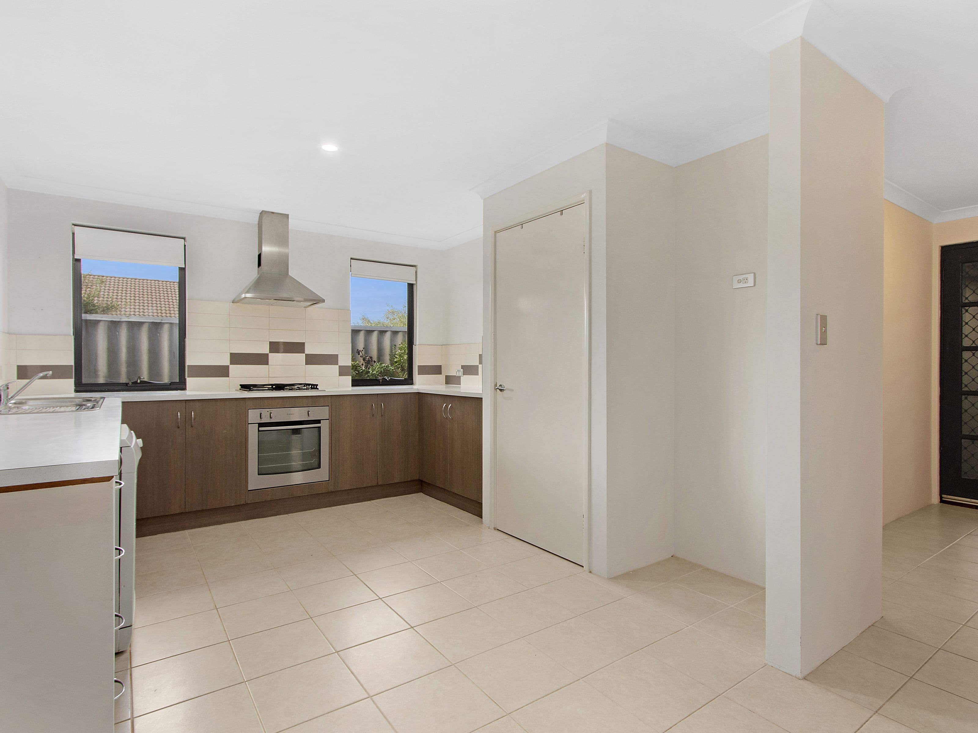 32 Almond Avenue, Shoalwater WA 6169, Shoalwater - Thumbnail 7