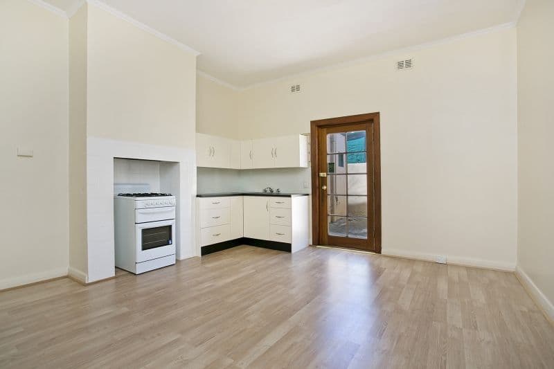 34 May Street, BIRKENHEAD SA 5015, Birkenhead - Thumbnail 2