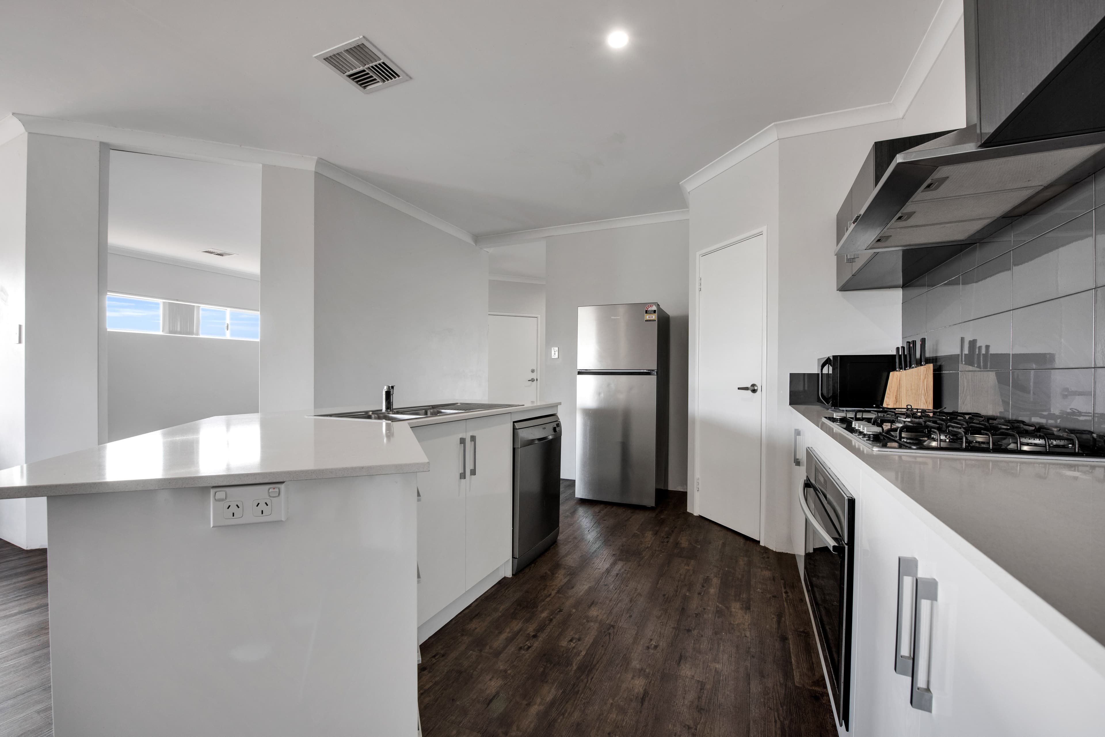 5 Thistle Wynd, Wandina WA 6530, Wandina - Thumbnail 2