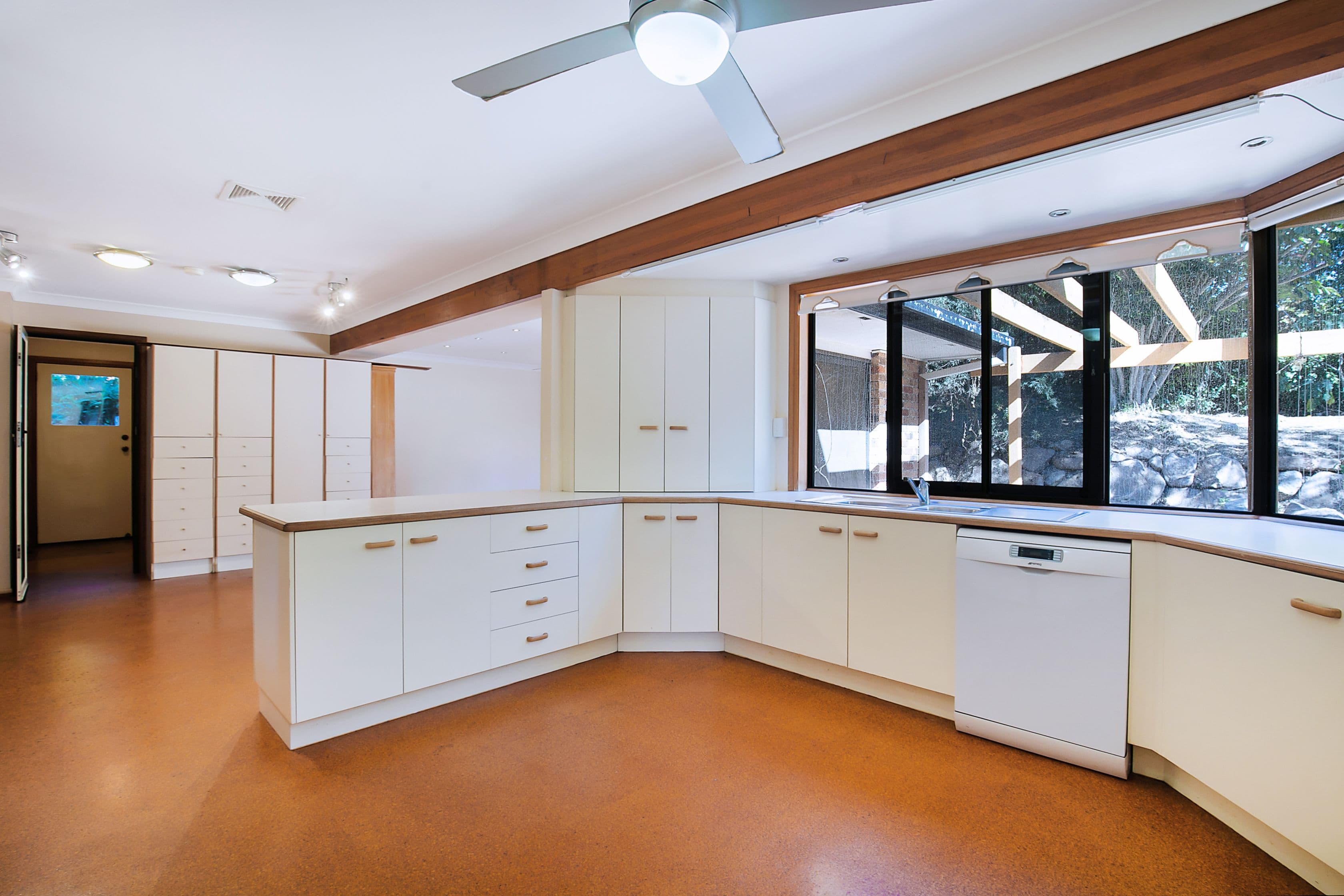 24 The Boulevard, Albany Creek QLD 4035, Albany Creek - Thumbnail 6