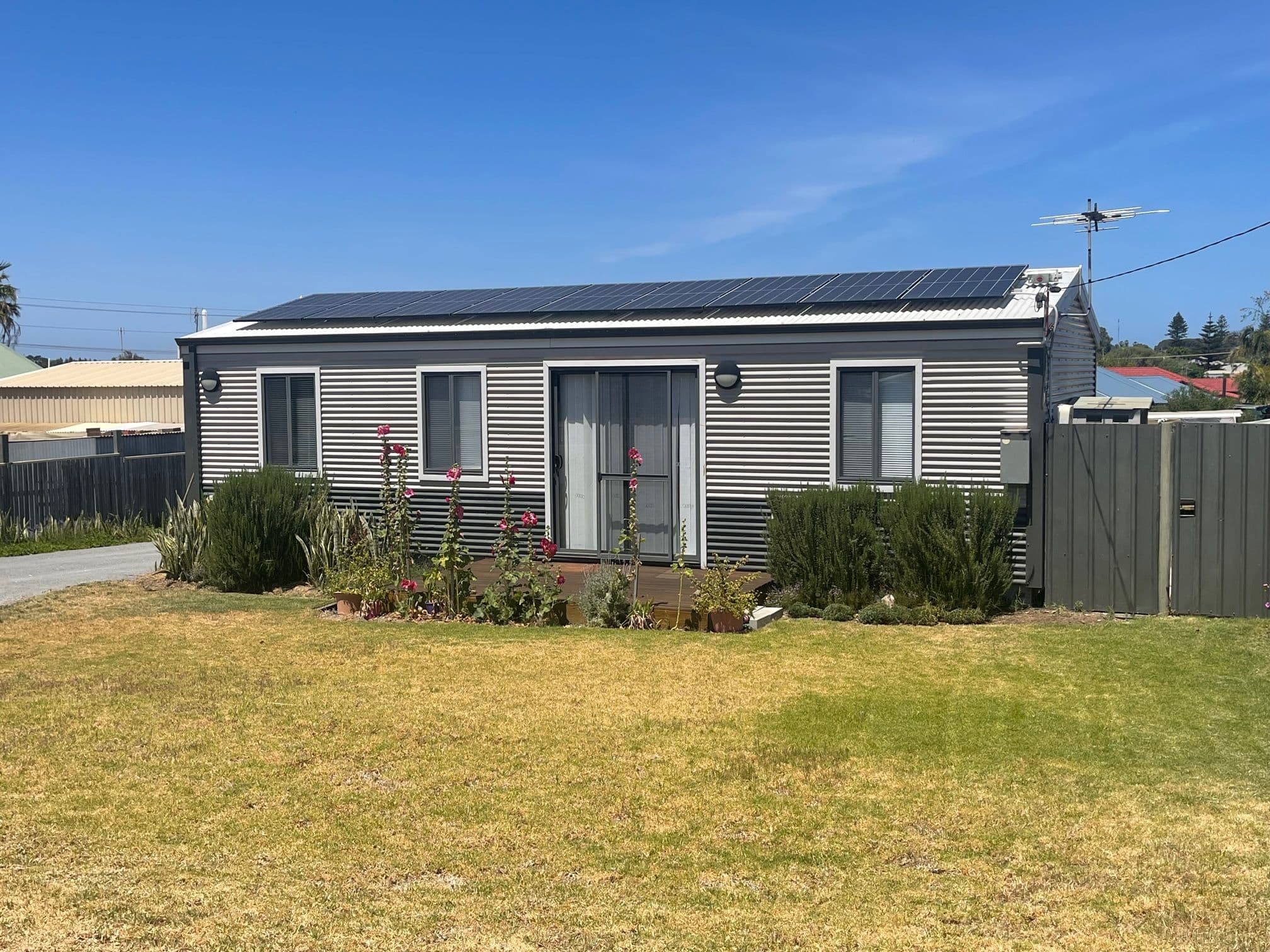 3 Pickering Drive, Dongara WA 6525, Dongara - Image 1