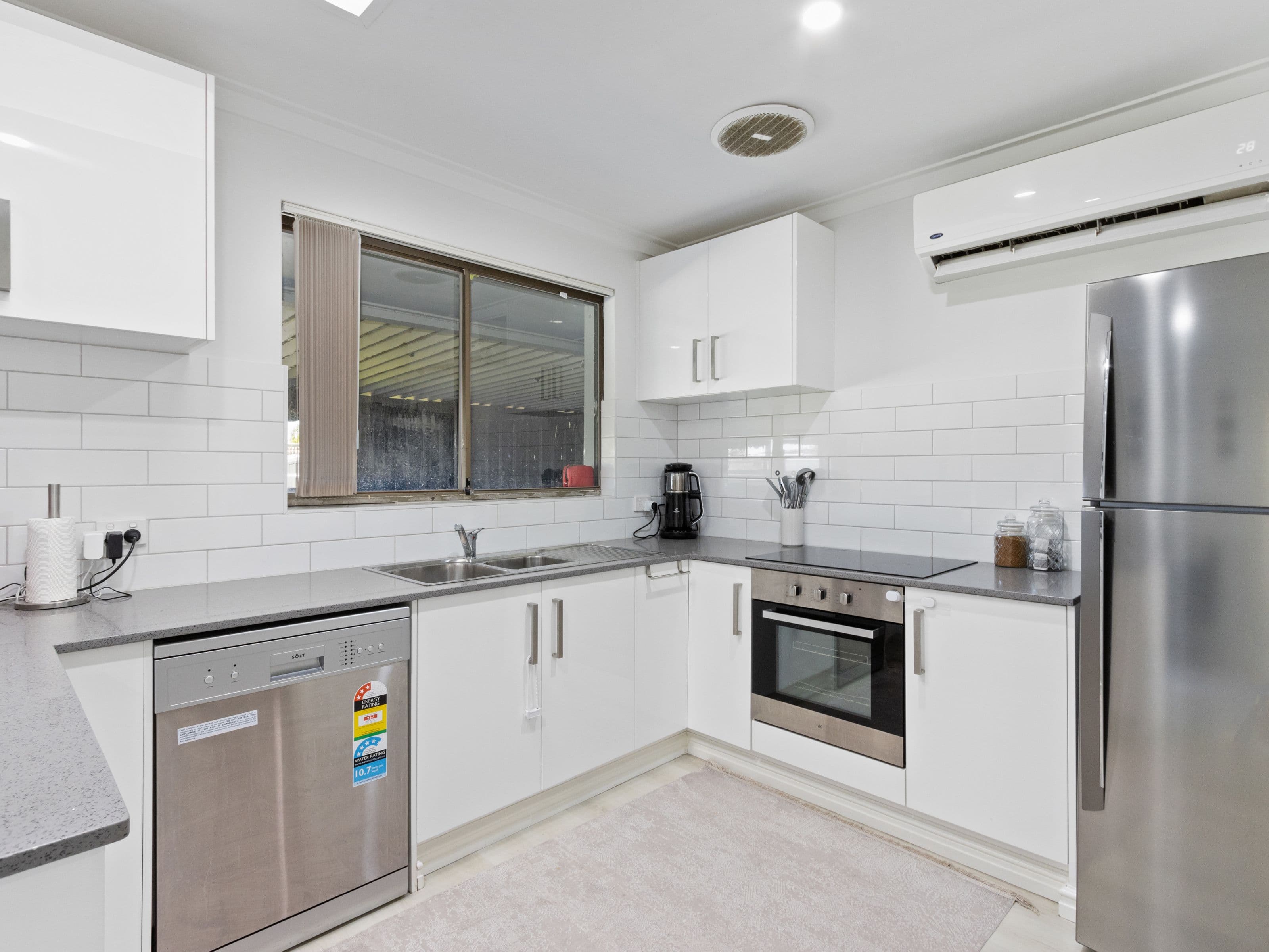 5 Glamorgan Street, East Cannington WA 6107, East Cannington - Thumbnail 7
