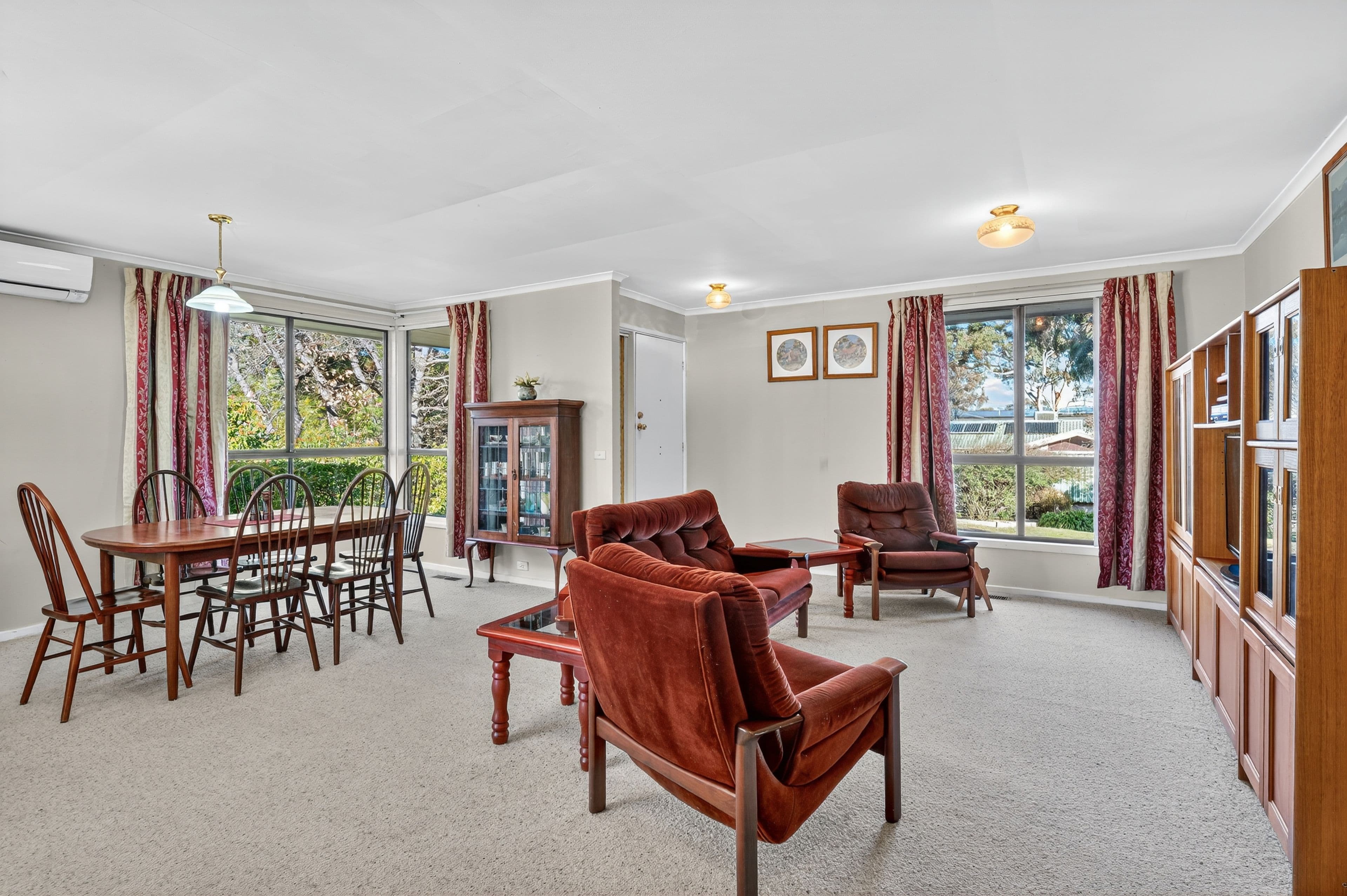 4 Maloney Street, Wanniassa ACT 2903, Wanniassa - Thumbnail 2