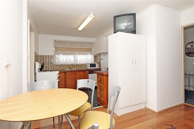 38 Flannery Avenue, BUNDOORA VIC 3083, Bundoora - Thumbnail 2