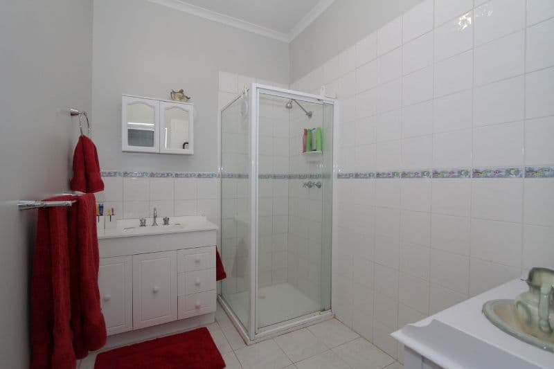 38 Barrell Street, CALIFORNIA GULLY VIC 3556, California Gully - Thumbnail 5