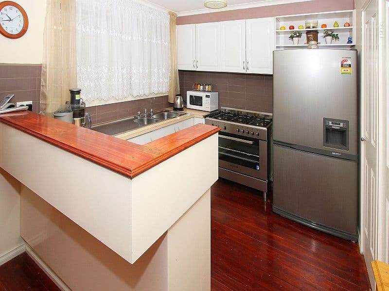 55 Cuthbert Drive, MILL PARK VIC 3082, Mill Park - Thumbnail 2