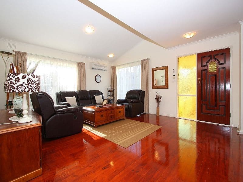 55 Cuthbert Drive, MILL PARK VIC 3082, Mill Park - Thumbnail 5