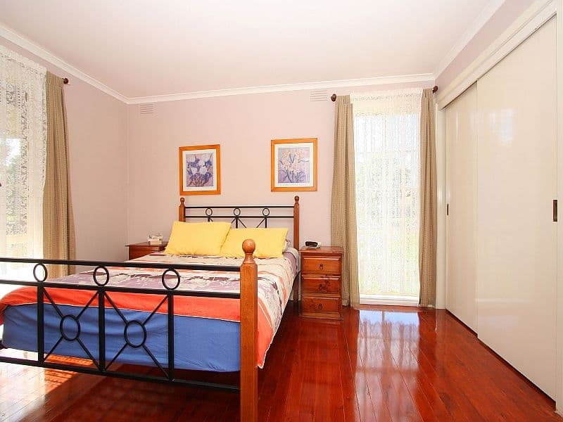 55 Cuthbert Drive, MILL PARK VIC 3082, Mill Park - Thumbnail 8