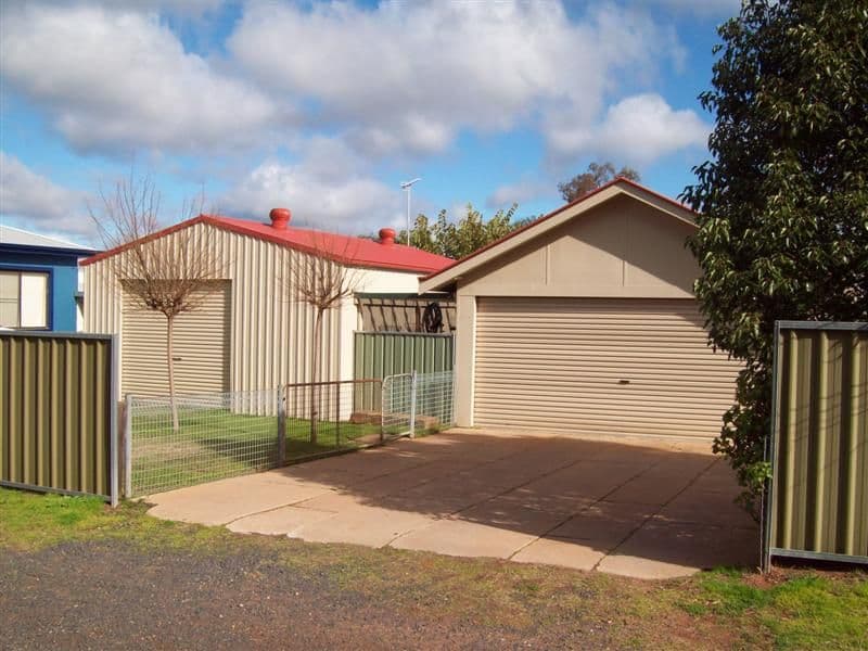 56 Tamara Crescent, INVERLOCH, Inverloch - Thumbnail 3