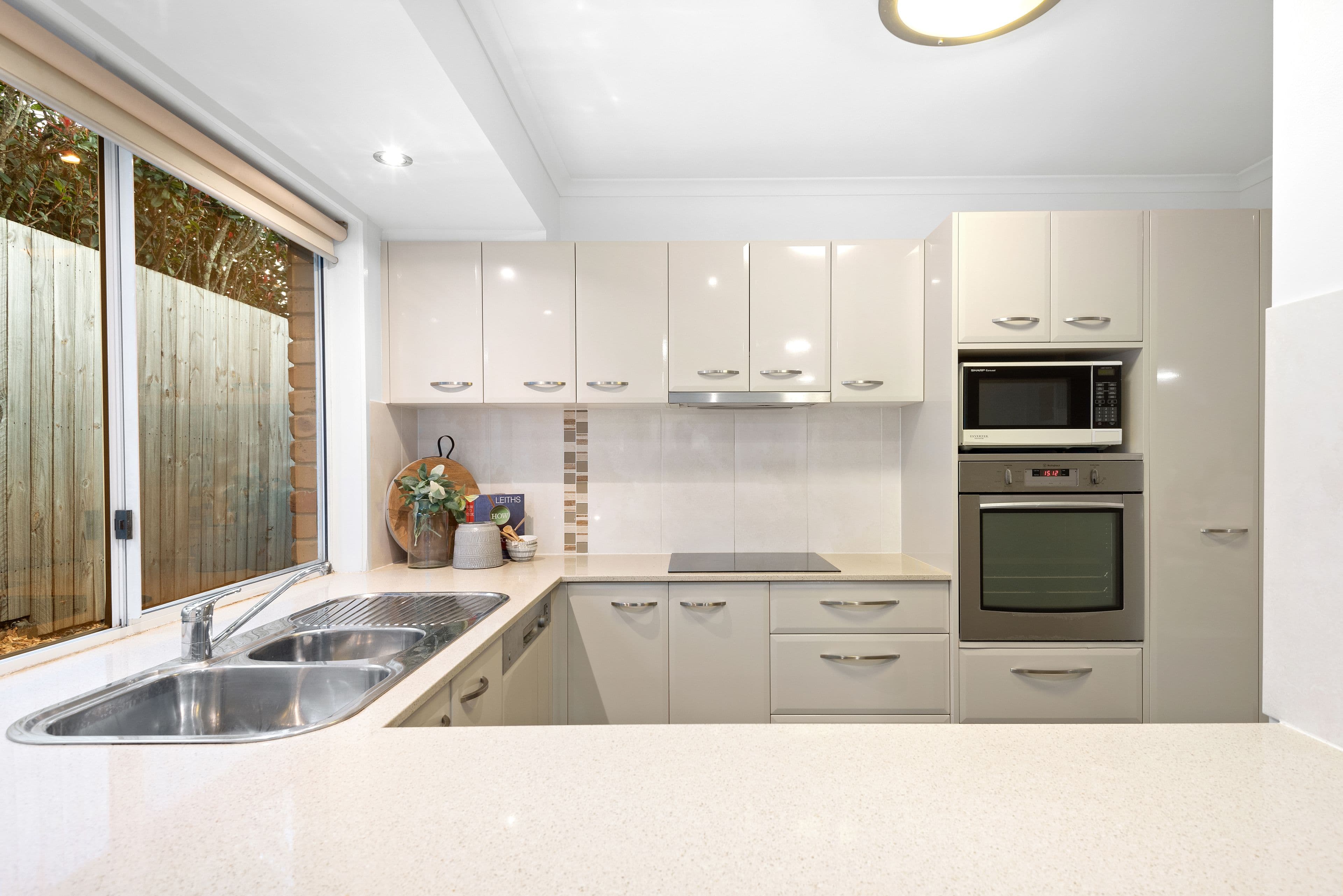 3 Elgin Mews, Cranbourne - Thumbnail 3