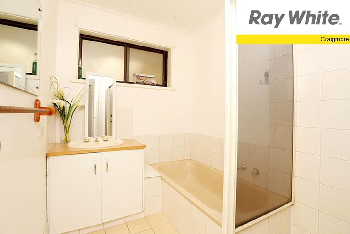 12 Kanimbla Crescent, Craigmore SA 5114, Craigmore - Thumbnail 7