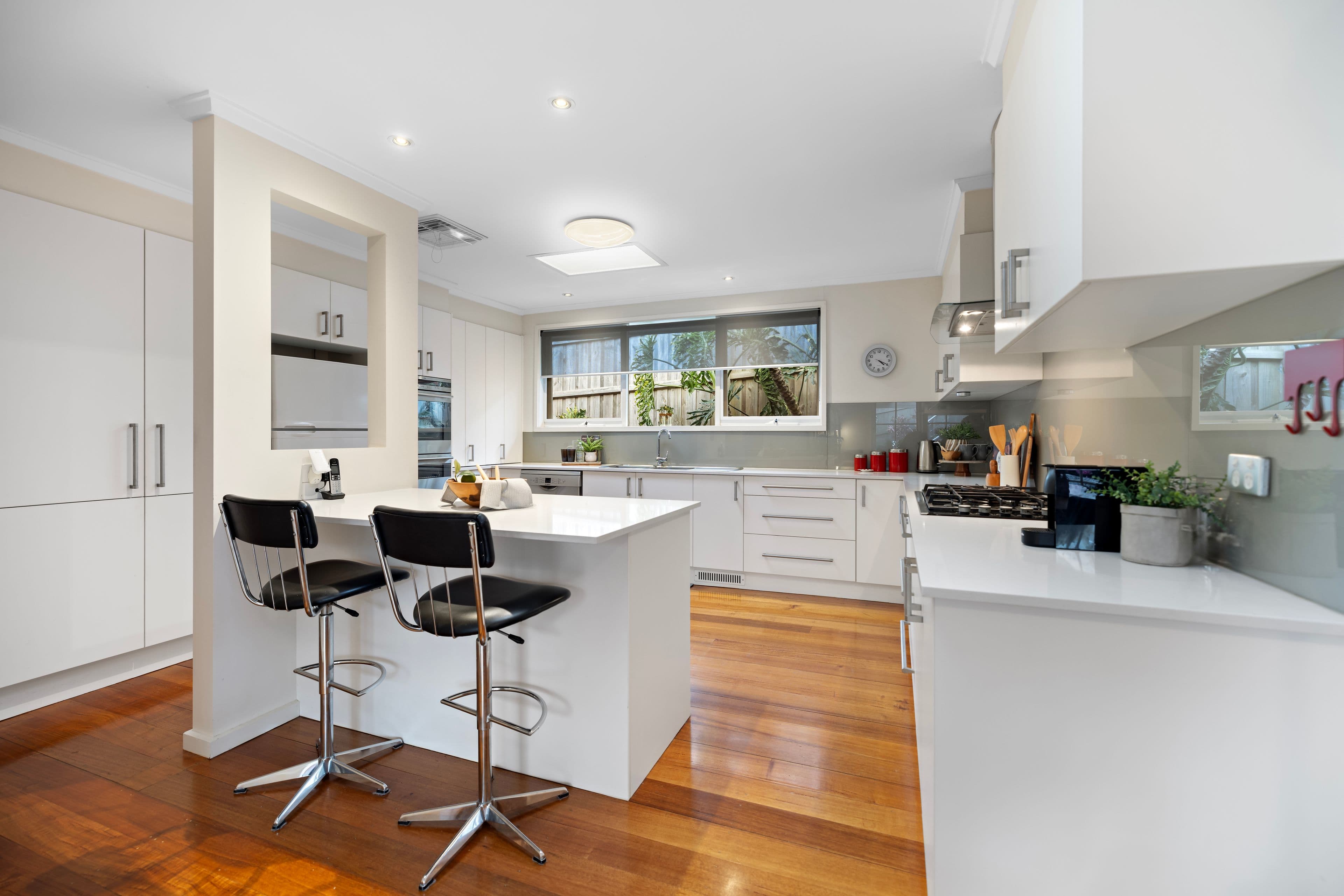 4 Heysham Drive, Wheelers Hill VIC 3150, Wheelers Hill - Thumbnail 2