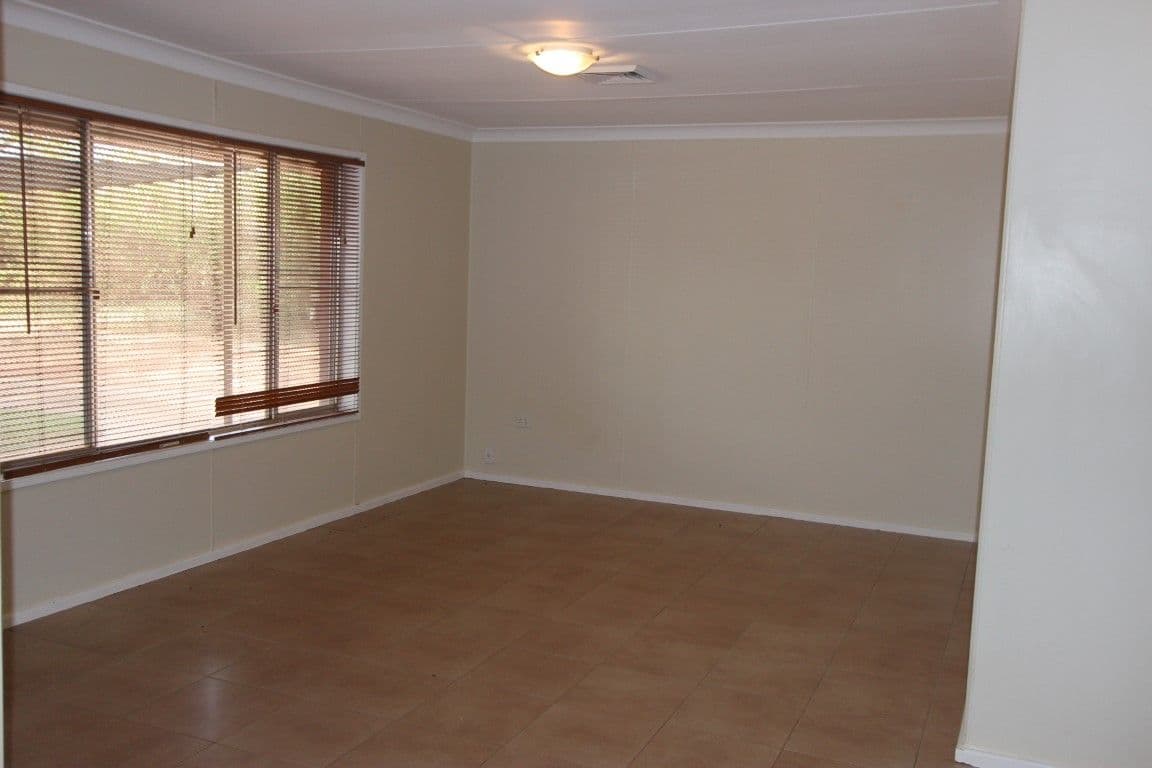 22 Fremantle Crescent, Dampier WA 6713, Dampier - Thumbnail 4