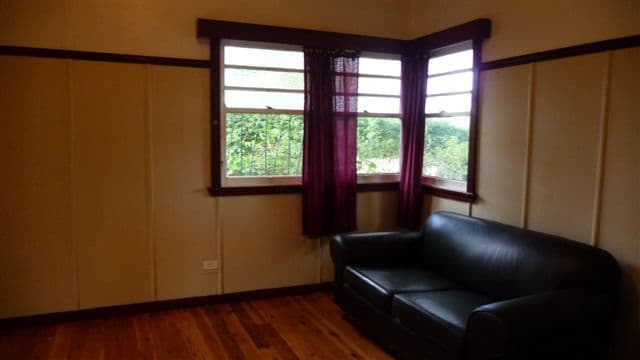 27 Geoffrey Street, MOUNT LOFTY QLD 4350, Mount Lofty - Thumbnail 4