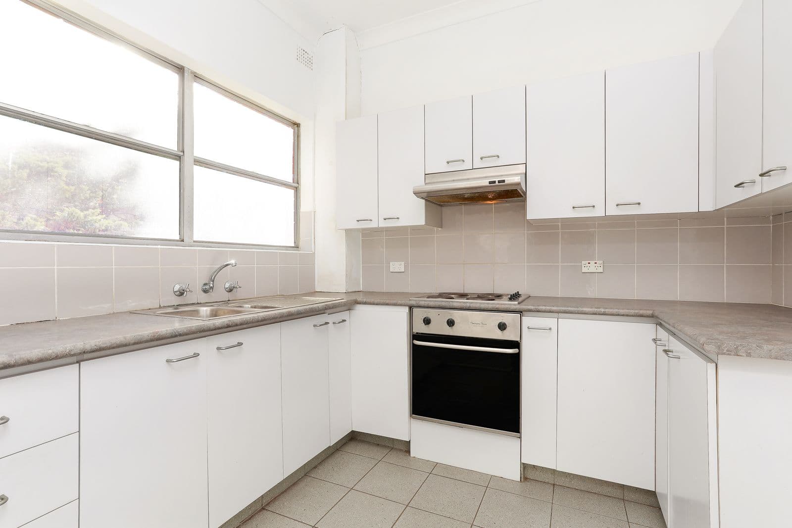 1 Queens Road, BRIGHTON-LE-SANDS NSW 2216, Brighton-Le-Sands - Thumbnail 2