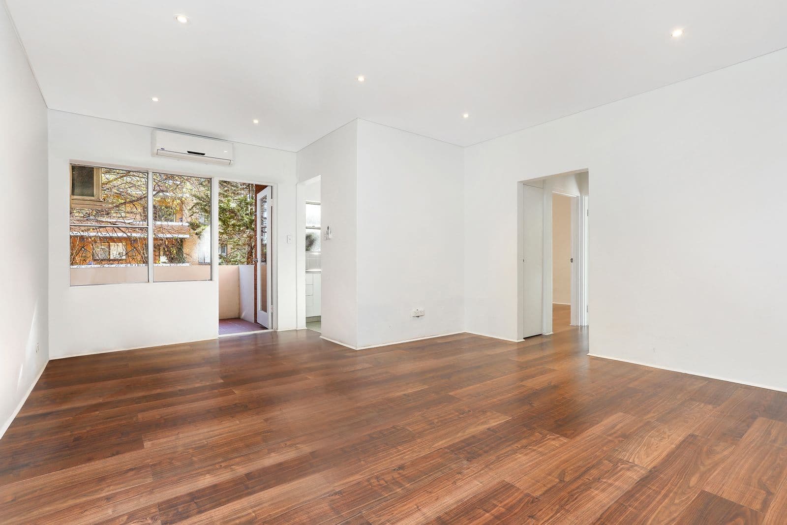 1 Queens Road, BRIGHTON-LE-SANDS NSW 2216, Brighton-Le-Sands - Thumbnail 3