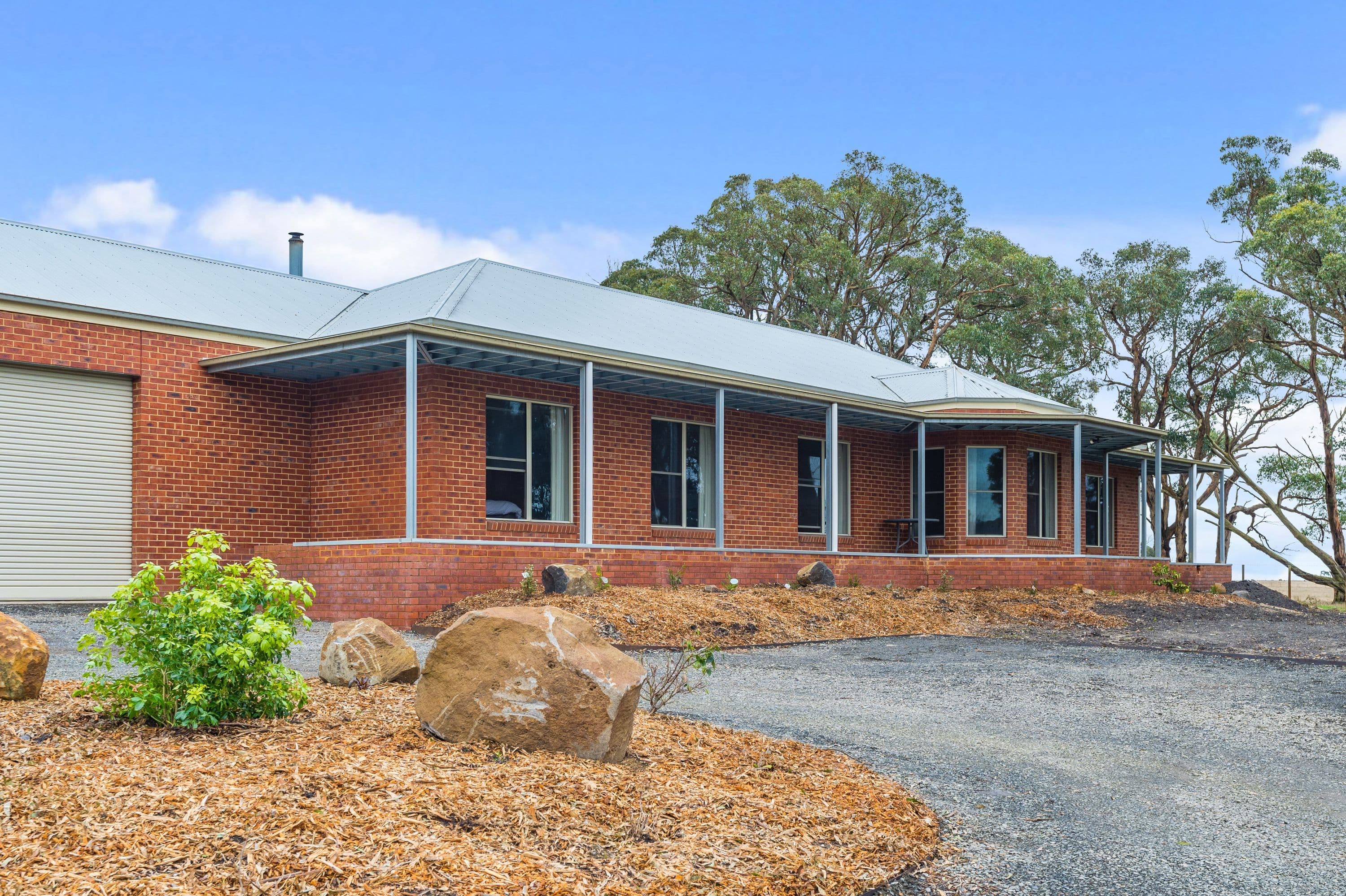 120 Harpers Road, Woodend VIC 3442, Woodend - Image 1