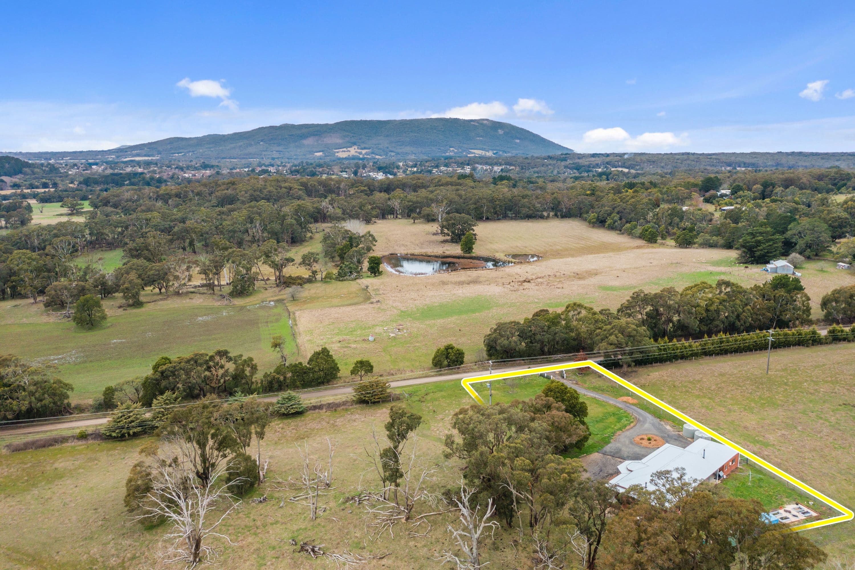 120 Harpers Road, Woodend VIC 3442, Woodend - Thumbnail 3