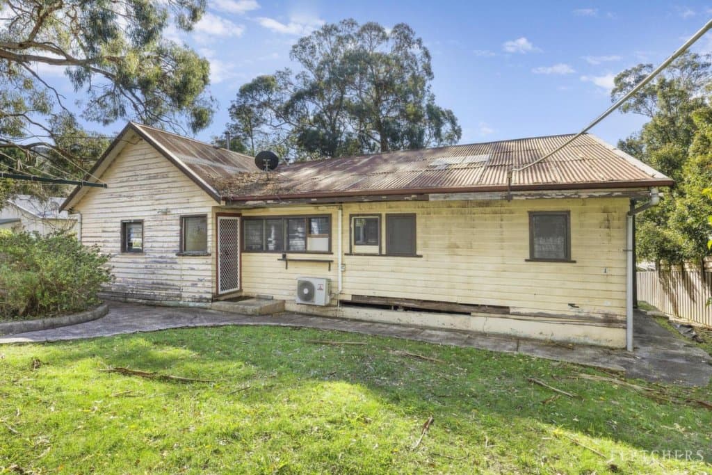 8 Hughes Street, Upwey - Thumbnail 2