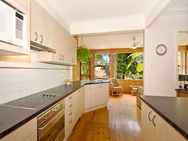 1  Easton Avenue, SYLVANIA NSW 2224, Sylvania - Thumbnail 2