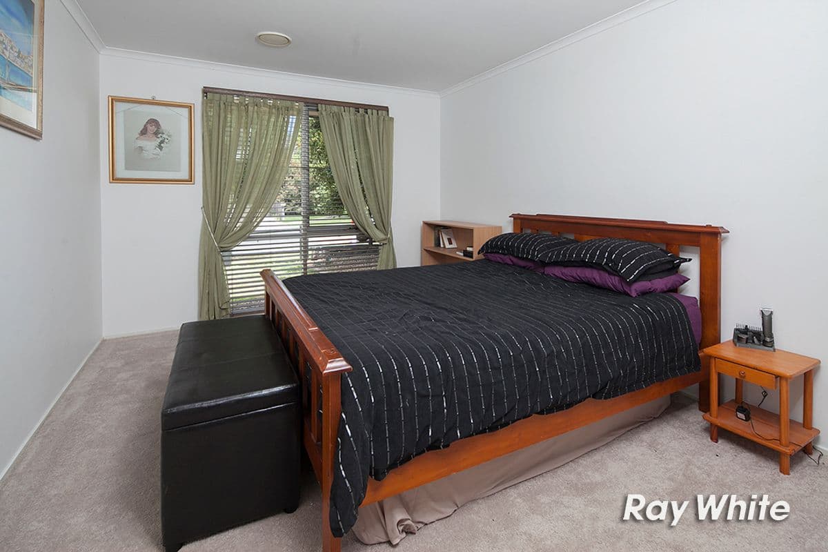3 Julie Court, Langwarrin VIC 3910, Langwarrin - Thumbnail 3