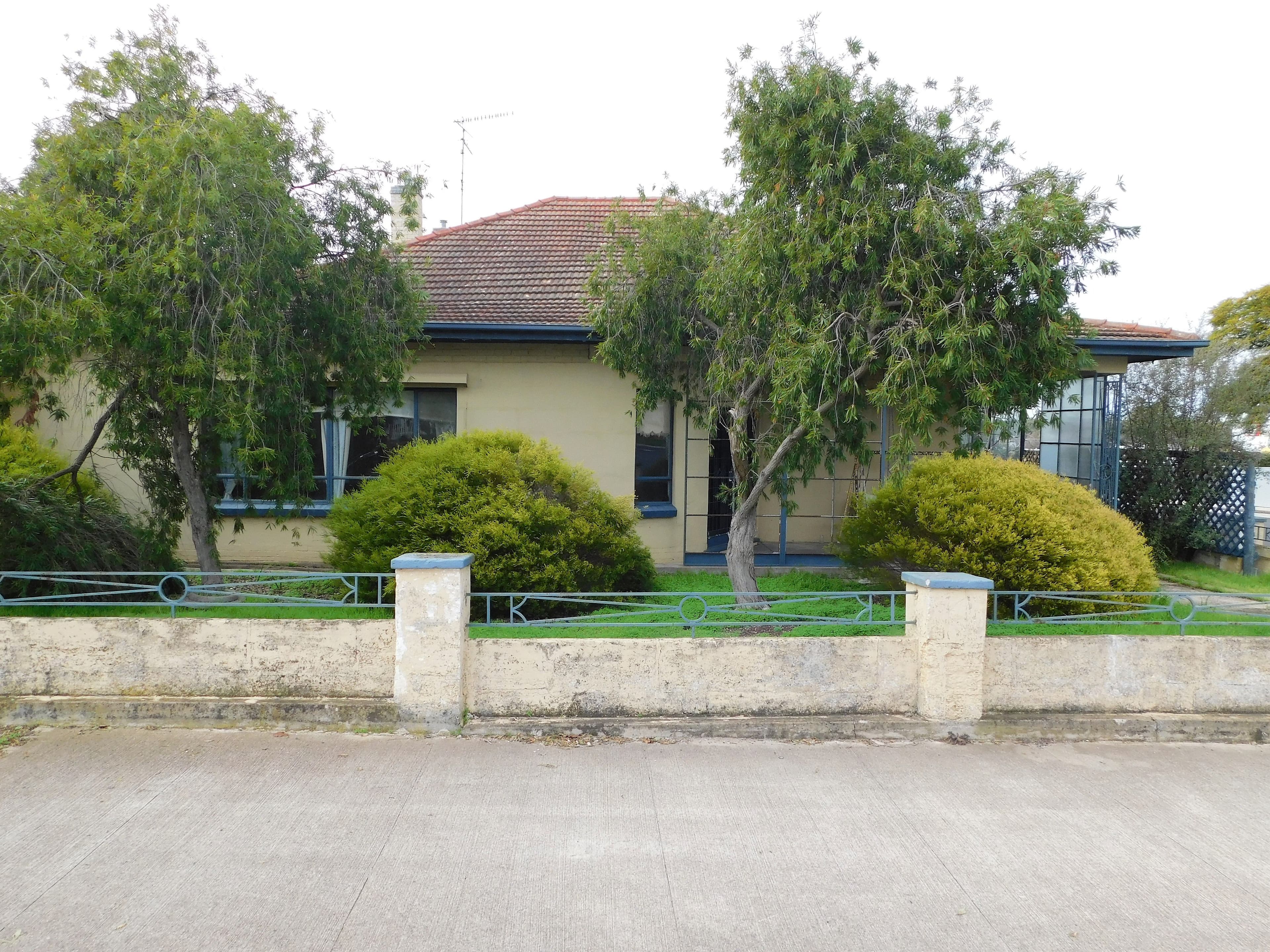 62 Mcleod Street, Bordertown SA 5268, Bordertown - Image 1