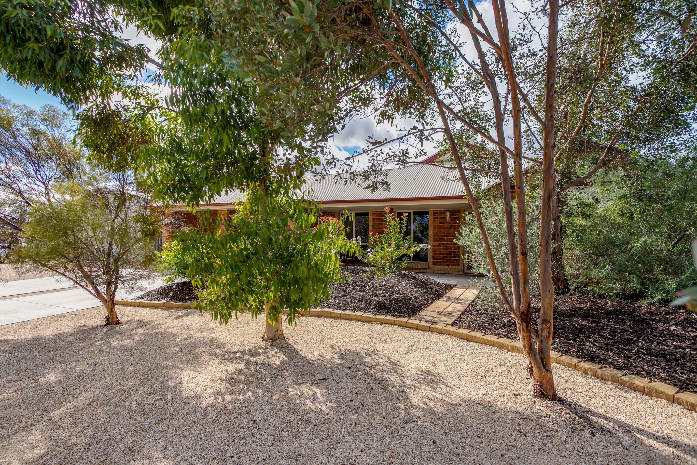 6 Fairway Avenue, Barmera SA 5345, Barmera - Thumbnail 2