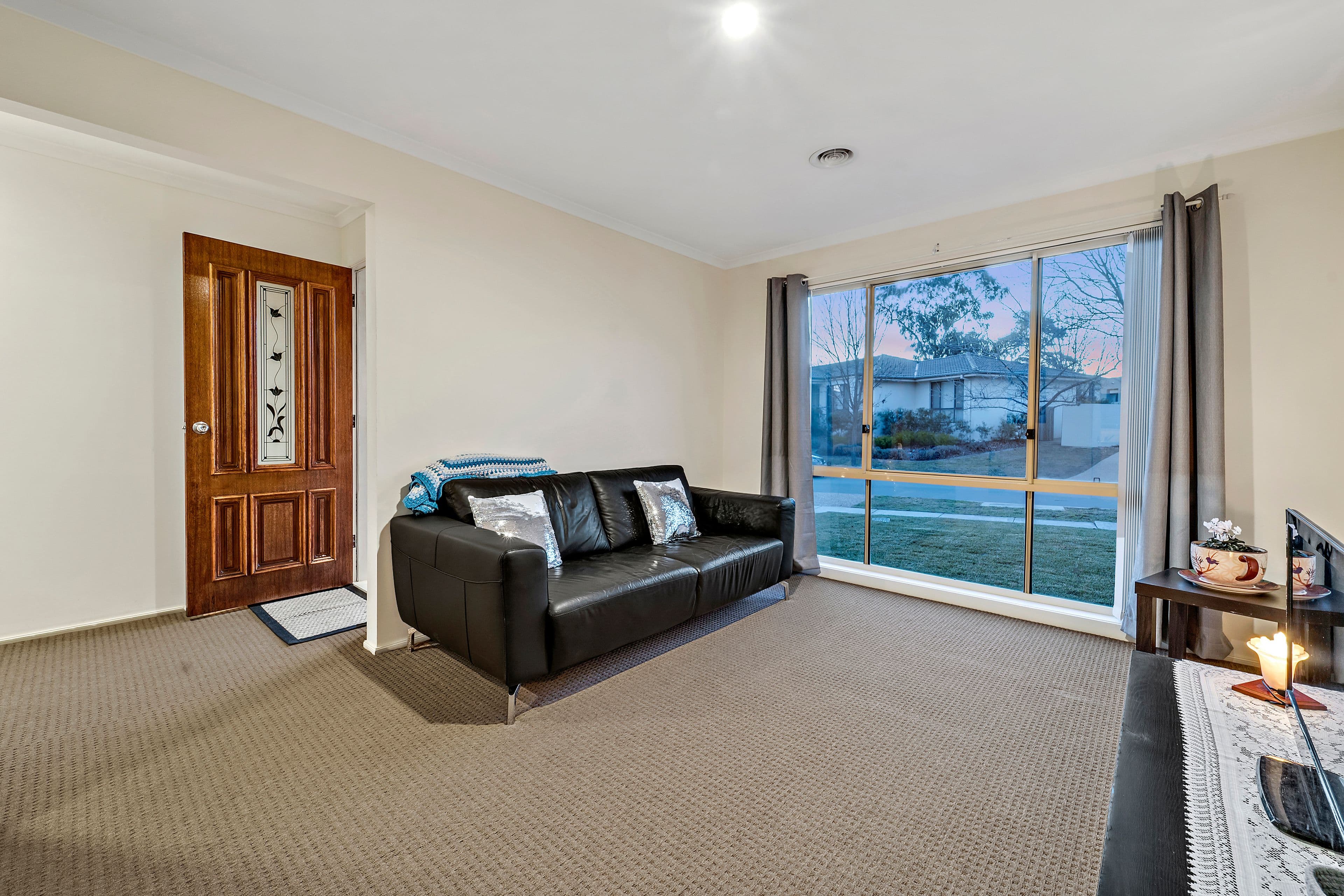4 Buckingham Street, Amaroo ACT 2914, Amaroo - Thumbnail 2