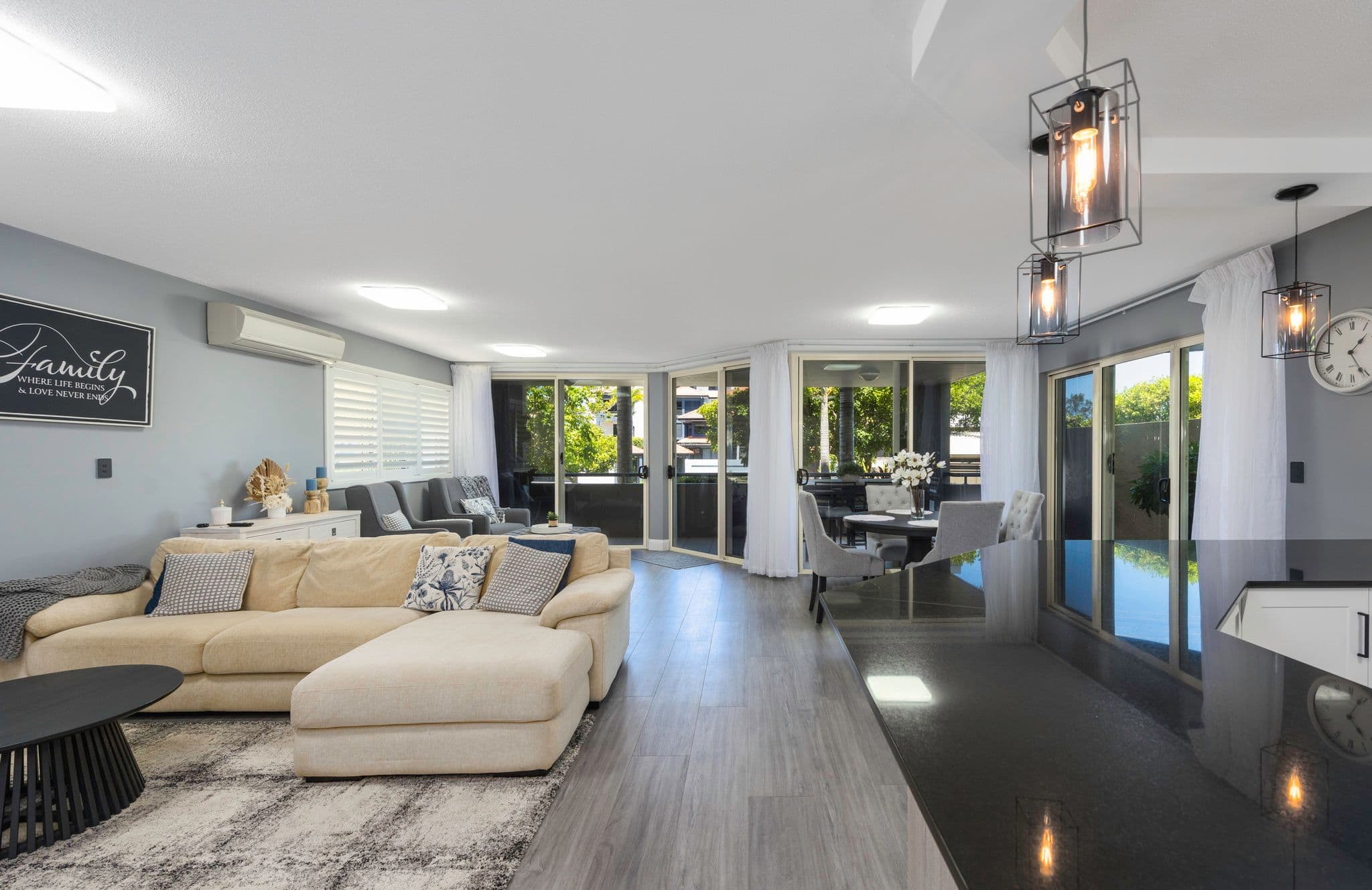 1/2-10 Ocean Road South, Lorne, VIC, Lorne - Thumbnail 2