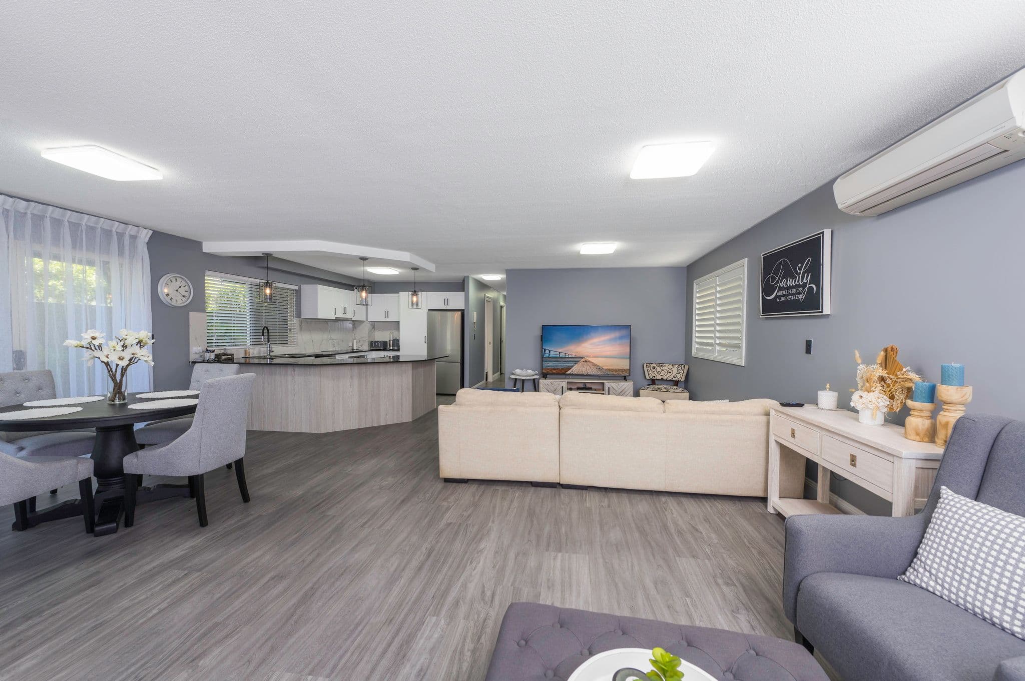 1/2-10 Ocean Road South, Lorne, VIC, Lorne - Thumbnail 3