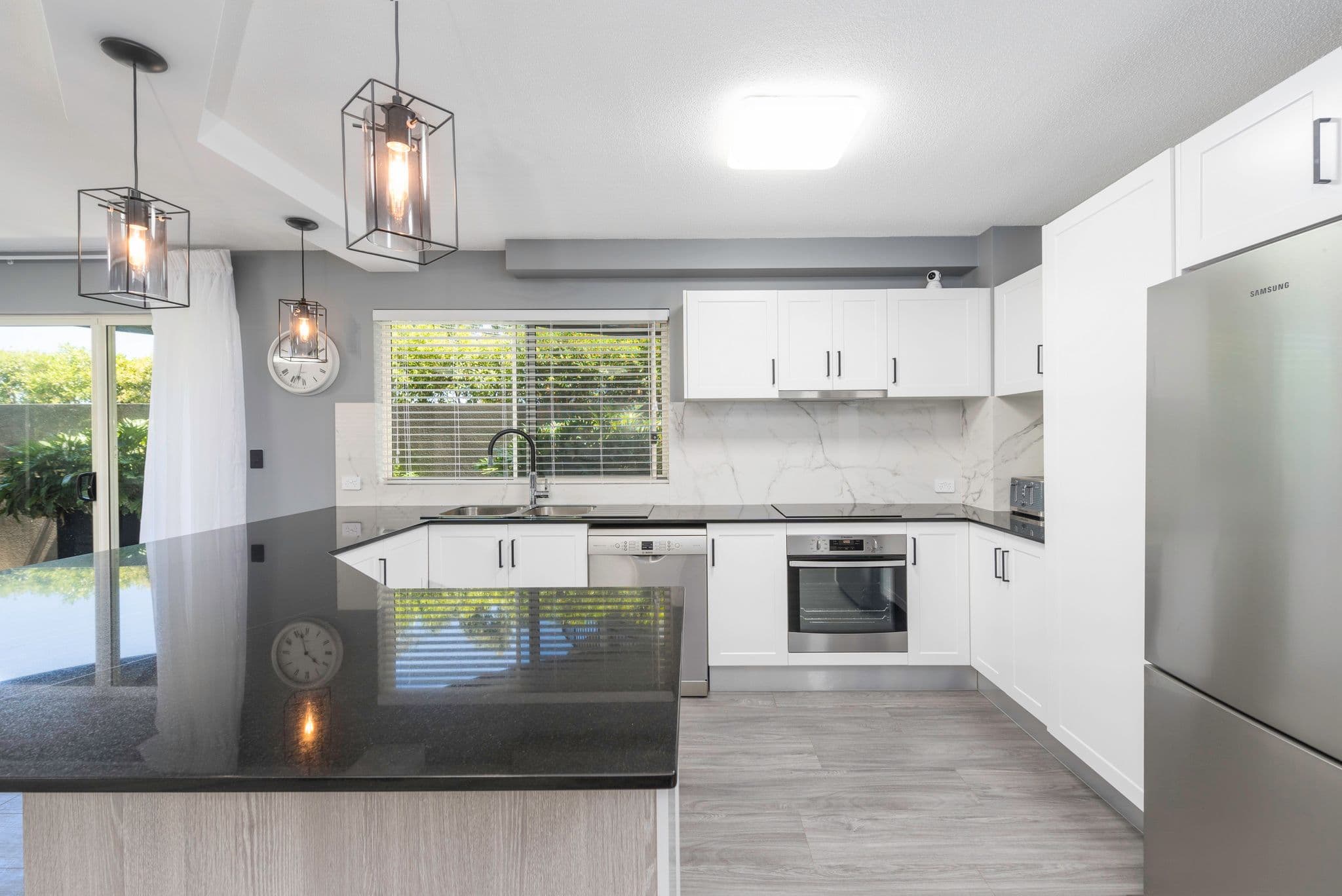 1/2-10 Ocean Road South, Lorne, VIC, Lorne - Thumbnail 4